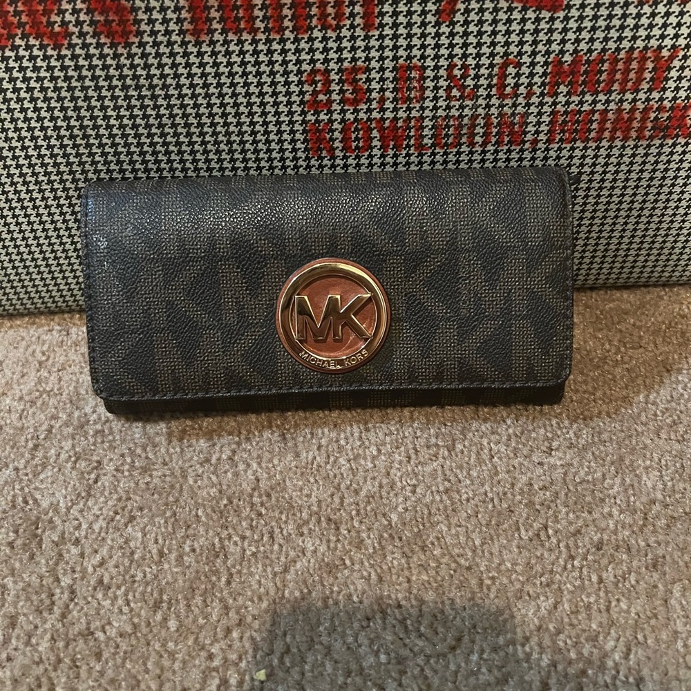 Michael Kors wallet